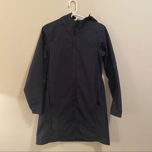 LOLE PIPER RAIN JACKET